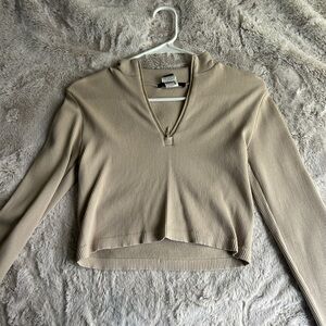 Forever 21 Cream Ribbed Crop top; old money, it girl/women
